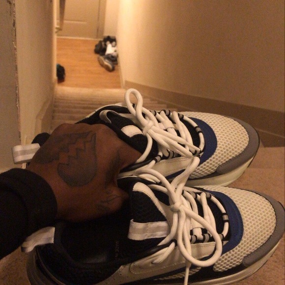 Dior shoes - Picture 5 of 5